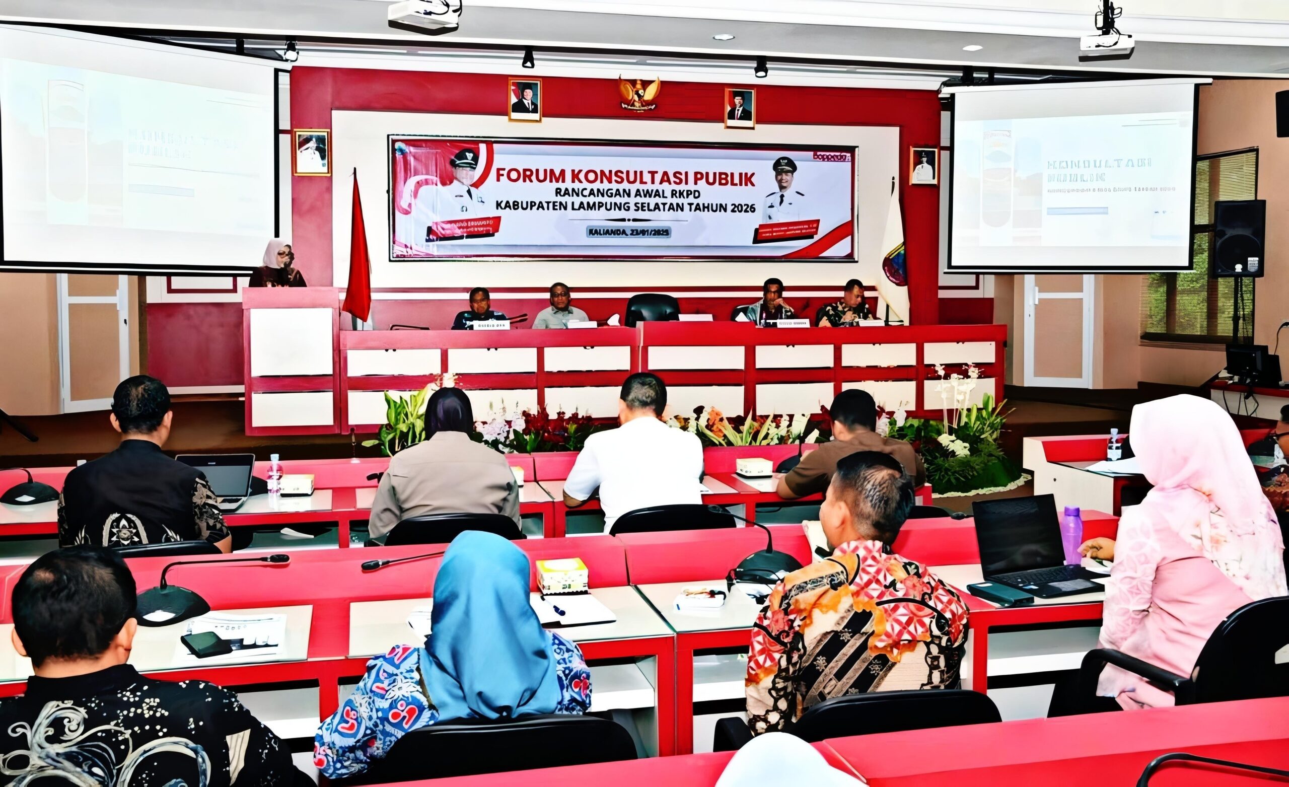 Himpun Aspirasi Masyarakat, Pemkab Lampung Selatan Gelar Forum Konsultasi Publik Rancangan Awal RKPD 2026 1 Himpun Aspirasi Masyarakat, Pemkab Lampung Selatan Gelar Forum Konsultasi Publik Rancangan Awal RKPD 2026