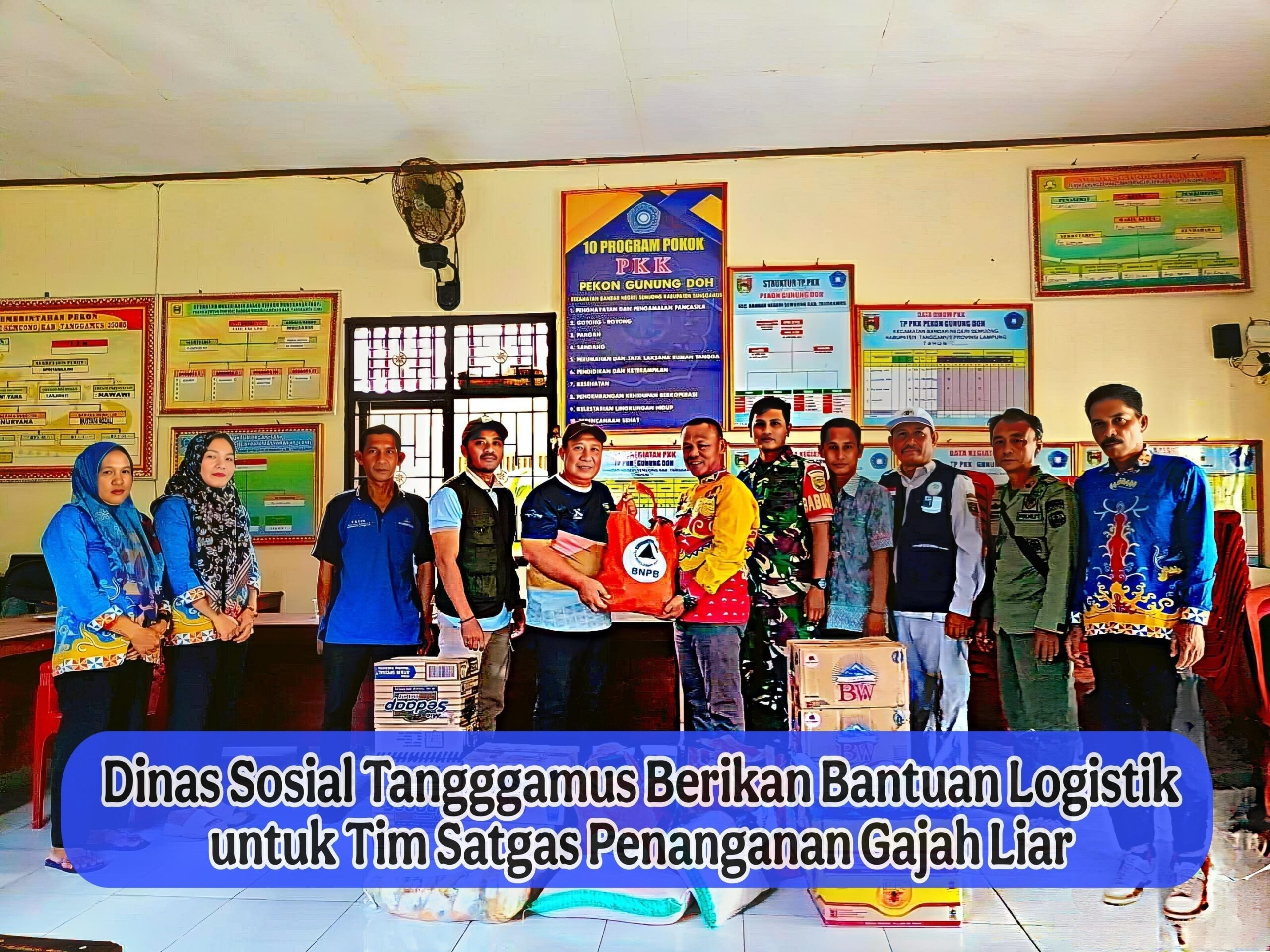 Dinas Sosial Tangggamus Berikan Bantuan Logistik untuk Tim Satgas Penanganan Gajah Liar 1 Dinas Sosial Tangggamus Berikan Bantuan Logistik untuk Tim Satgas Penanganan Gajah Liar