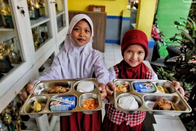 Program Makan Siang Bergizi Gratis Resmi Mulai Berjalan 6 Januari 2025, Namun di Kabupaten Tanggamus Belum 1 Program Makan Siang Bergizi Gratis Resmi Mulai Berjalan 6 Januari 2025, Namun di Kabupaten Tanggamus Belum