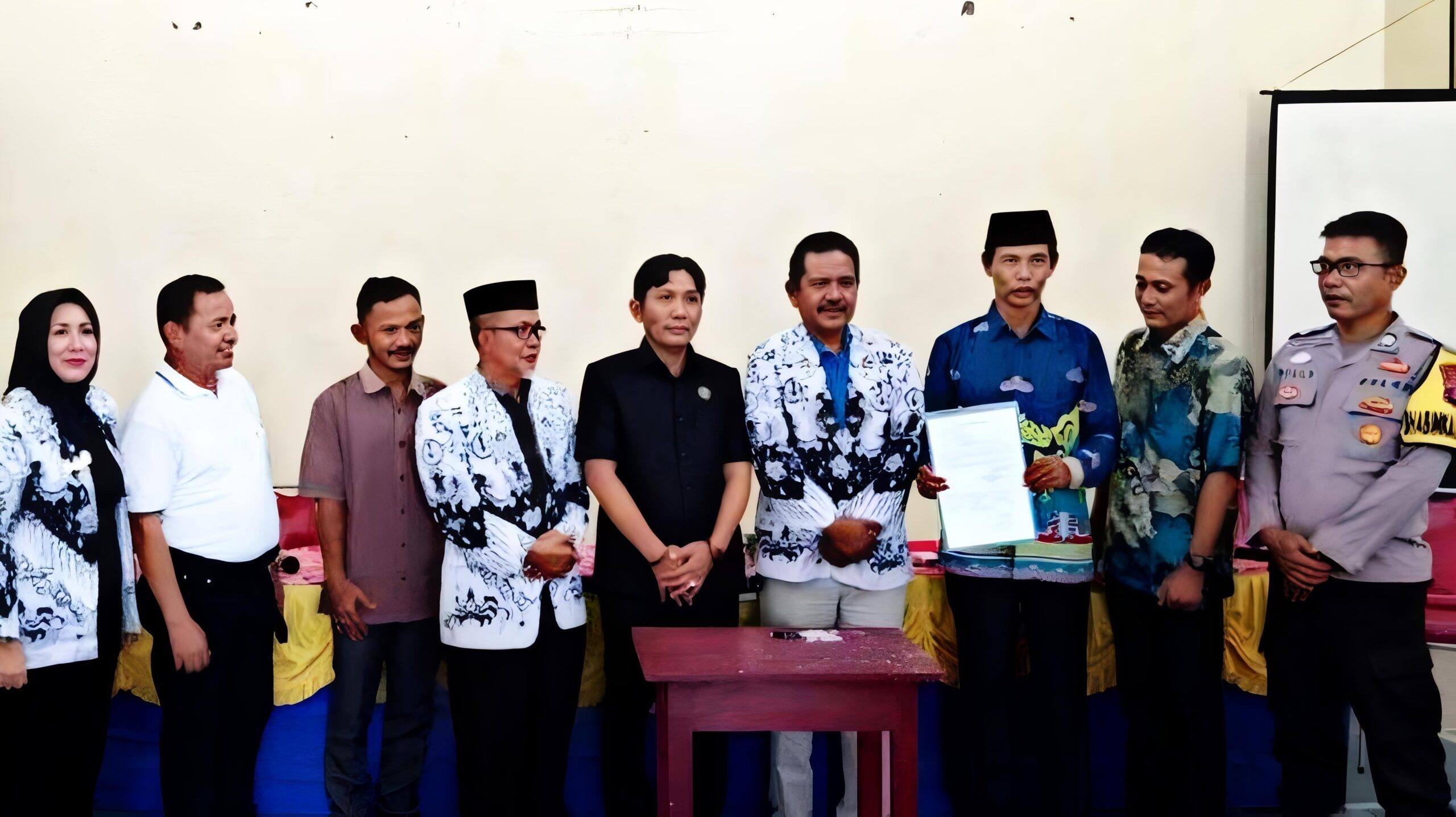 PGRI Hibahkan Lahannya untuk Jalan di Tanggamus Lampung