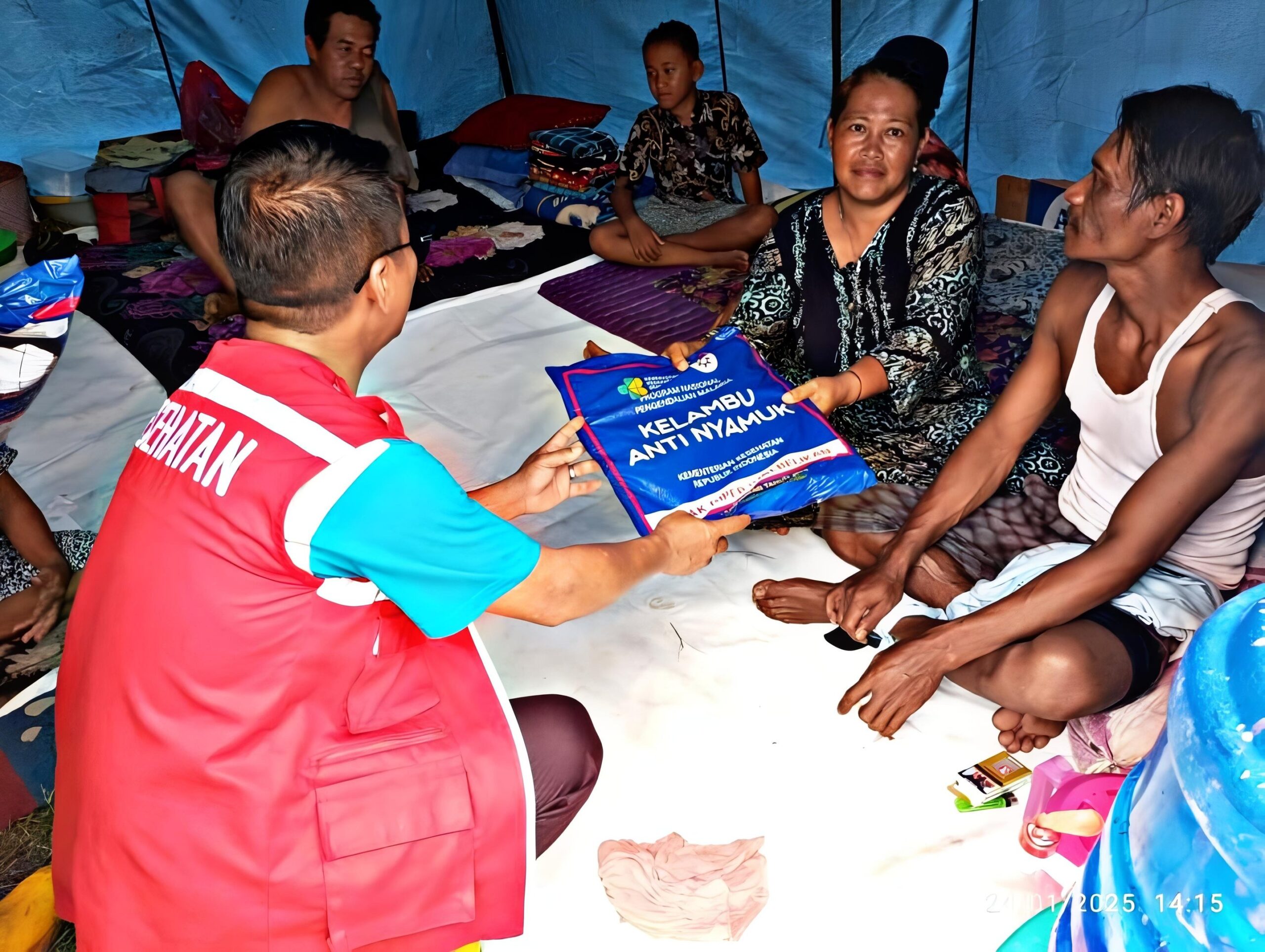 PLT Kadiknes Pantau Fasilitas Kesehatan di Lokasi Pengungsian Banjir Lampung Selatan 1 PLT Kadiknes Pantau Fasilitas Kesehatan di Lokasi Pengungsian Banjir Lampung Selatan