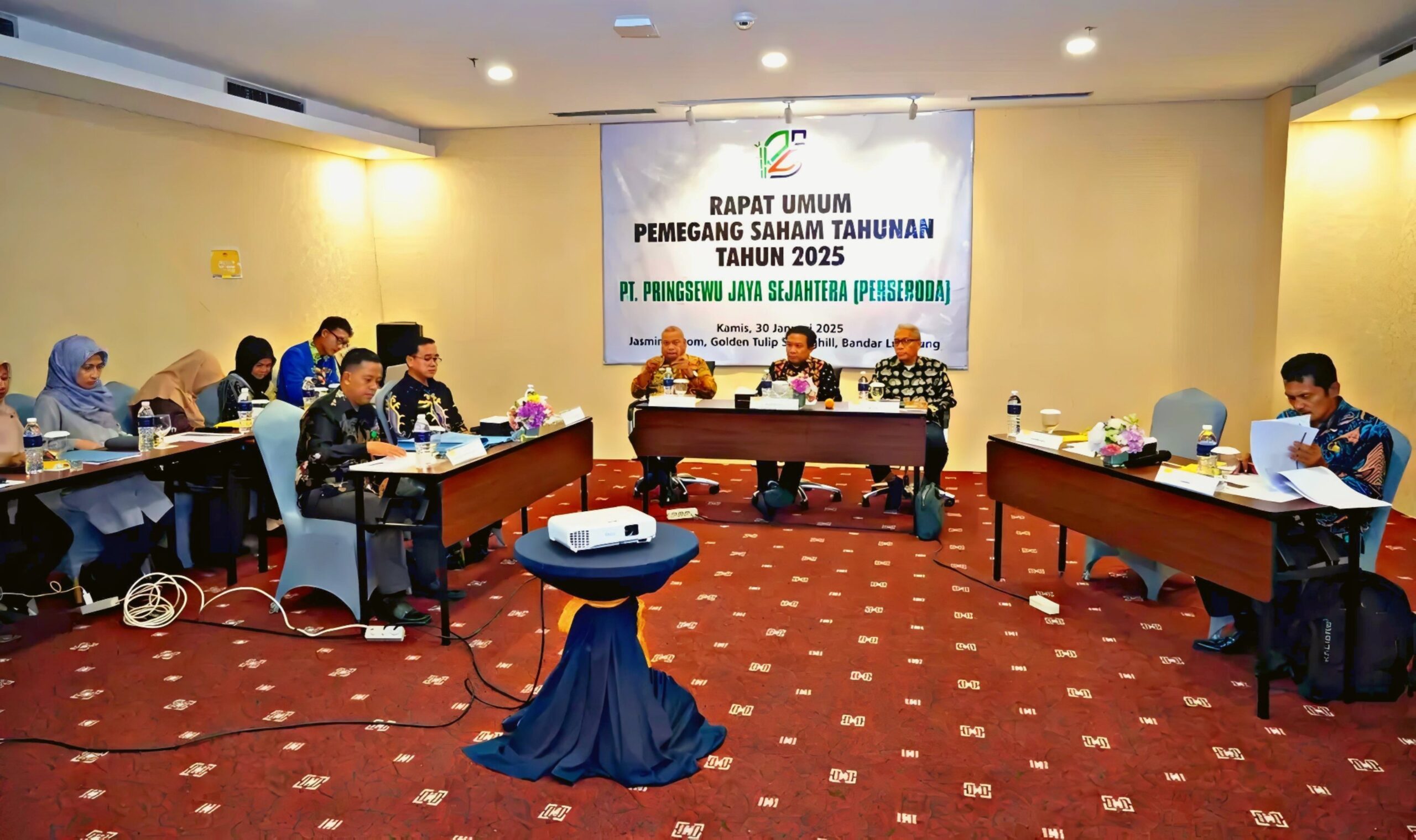 Pj Bupati Pringsewu Pimpin Rapat Umum Pemegang Saham PT. Pringsewu Jaya Sejahtera 1 Pj Bupati Pringsewu Pimpin Rapat Umum Pemegang Saham PT. Pringsewu Jaya Sejahtera