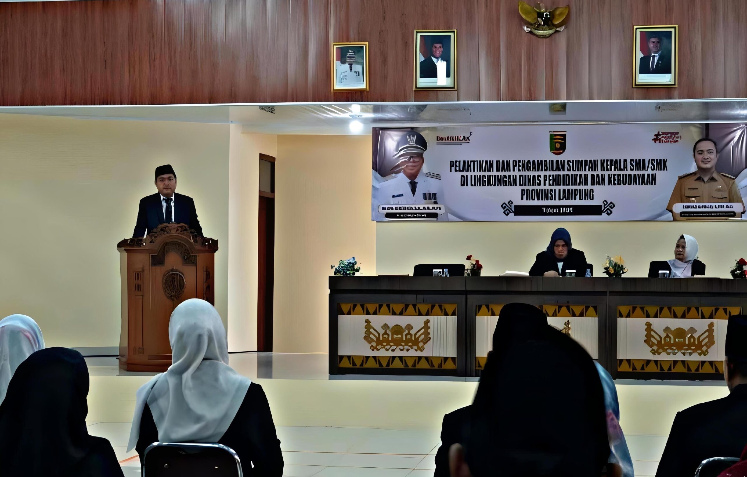 Disdikbud Provinsi Lampung Melakukan Rotasi Terhadap 57 Kepala Sekolah SMA dan SMK di Lampung 1 Disdikbud Provinsi Lampung Melakukan Rotasi Terhadap 57 Kepala Sekolah SMA dan SMK di Lampung