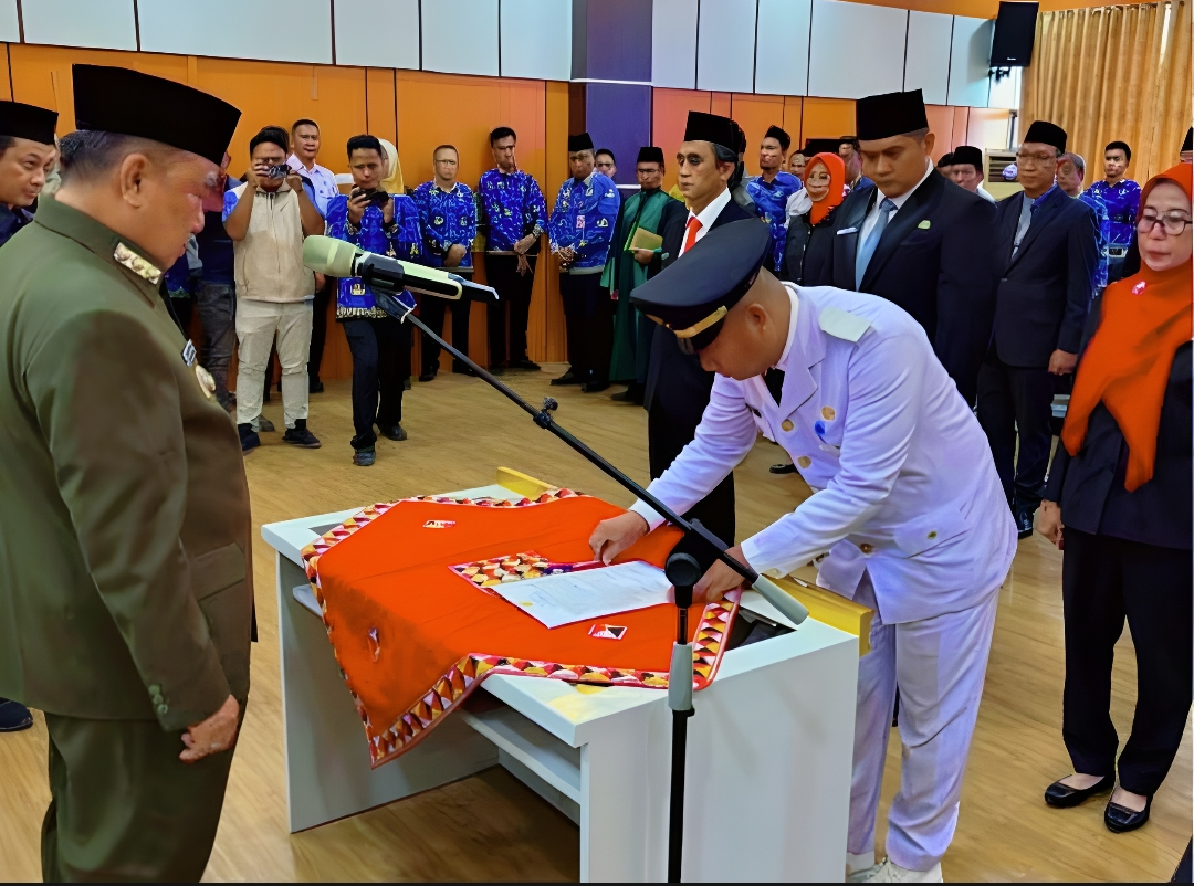 Gerbong Mutasi Bergerak, Bupati Tanggamus Rombak 17 Pejabat, Dua Kepala Dinas Turun Pangkat