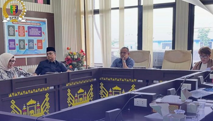 Bapemperda DPRD Lampung Pimpin Pembahasan Dua Raperda Krusial Terkait Data dan Pendidikan