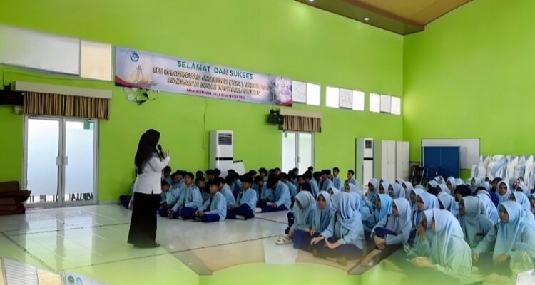 Ciptakan Generasi Taat Pajak, Bapenda dan Jasa Raharja Lampung 'Goes to School' di MAN 2 Bandar Lampung