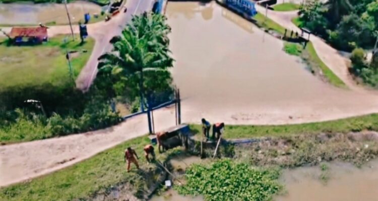 Pastikan Keandalan Fungsi, UPTD Wilayah II Dinas PSDA Lampung Monitoring Kondisi Bendungan Way Guring