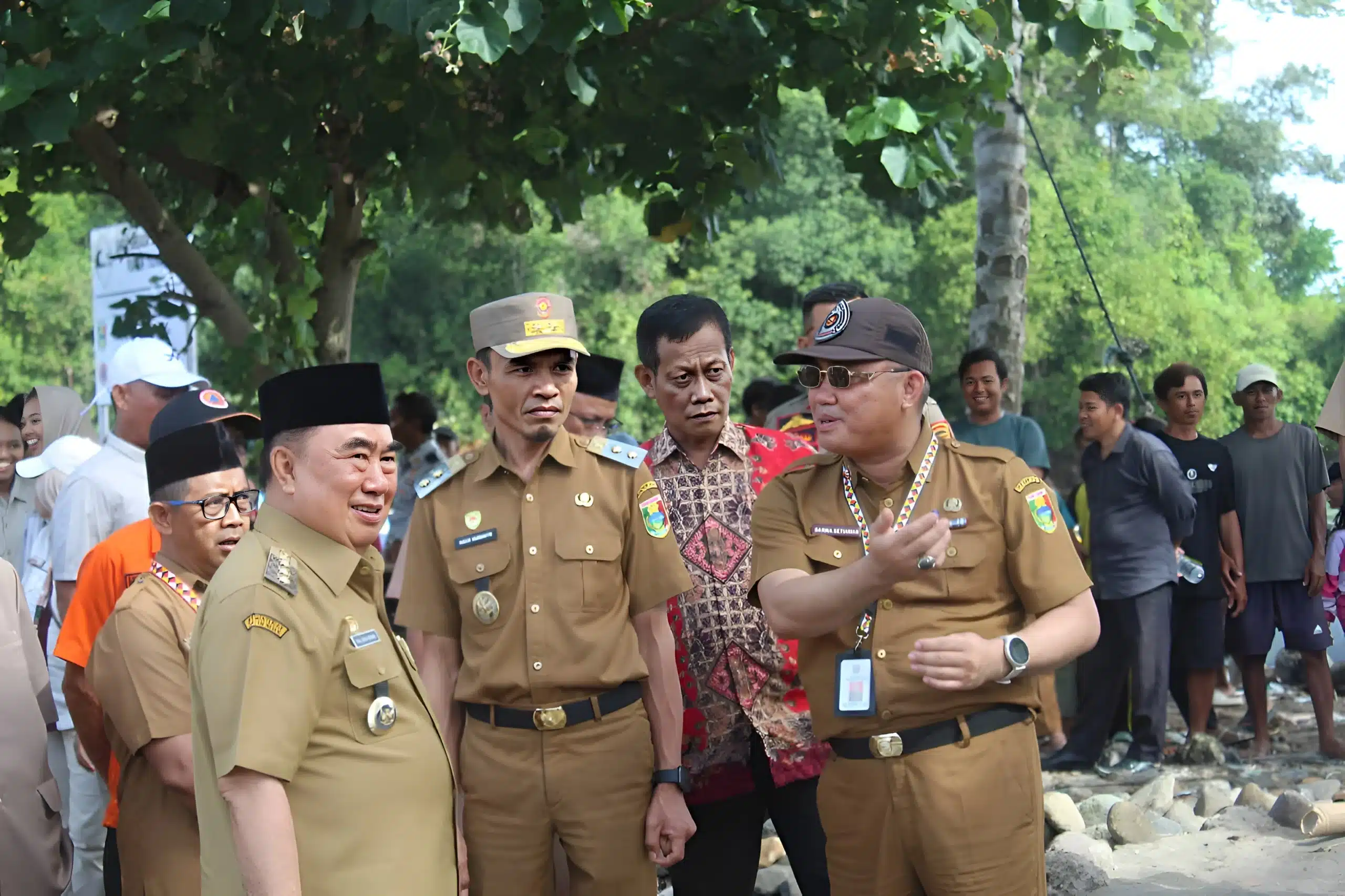 Bupati Tanggamus Tinjau Proyek Strategis: Kampung Nelayan Merah Putih dan Pengembangan Usaha Garam di Kecamatan Limau 1 Bupati Tanggamus Tinjau Proyek Strategis: Kampung Nelayan Merah Putih dan Pengembangan Usaha Garam di Kecamatan Limau