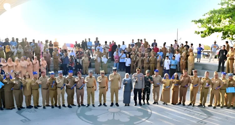 Dobrak Tradisi, Bupati Egi Lantik 17 Pejabat Eselon II Lampung Selatan di Ruang Terbuka Dermaga BOM Kalianda